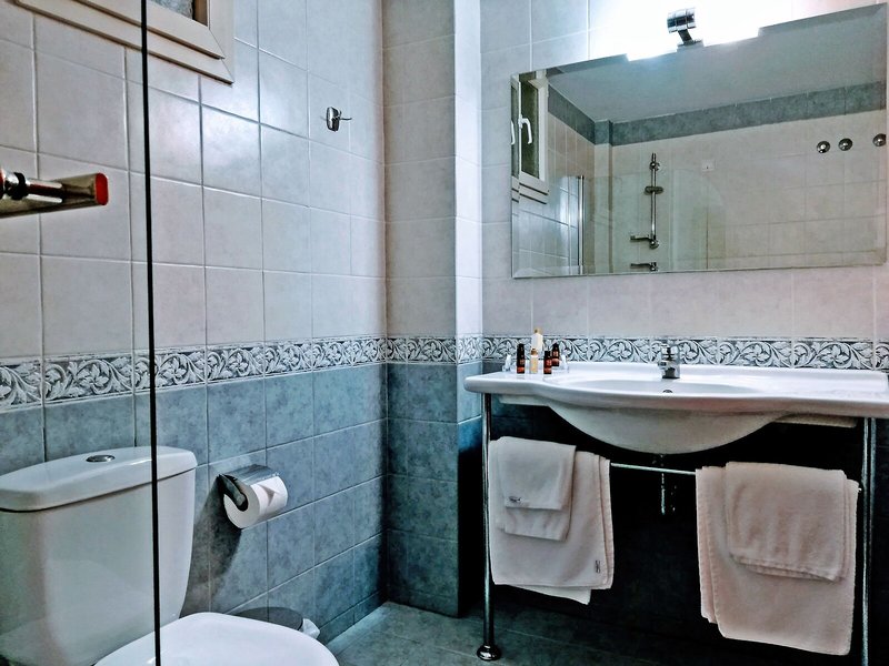 Ambassador Hotel 39