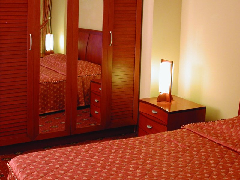 Ambassador Hotel 42
