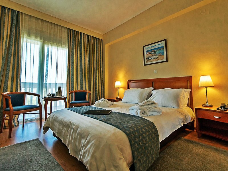 Ambassador Hotel 47