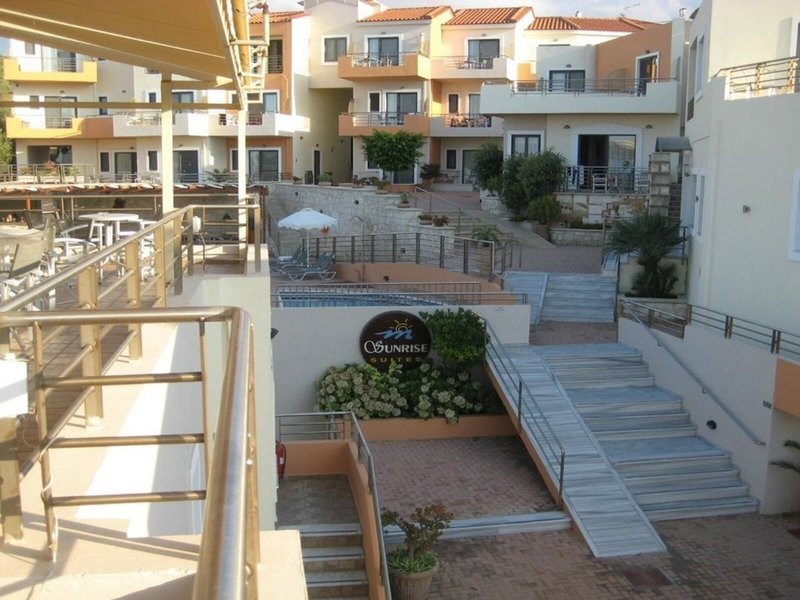 Sunrise Suites 3