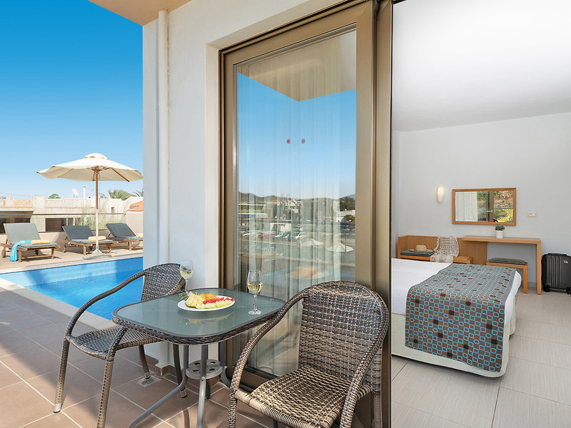 Iolida Beach Hotel 8