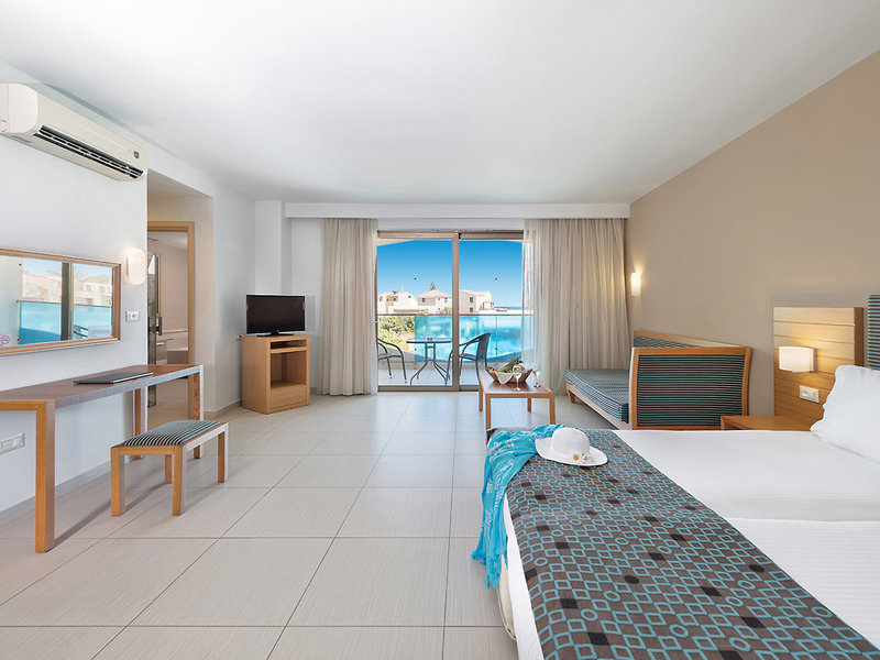 Iolida Beach Hotel 9