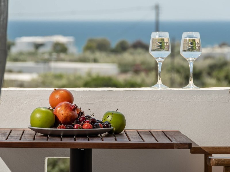 Naxian Serenity Suites 12