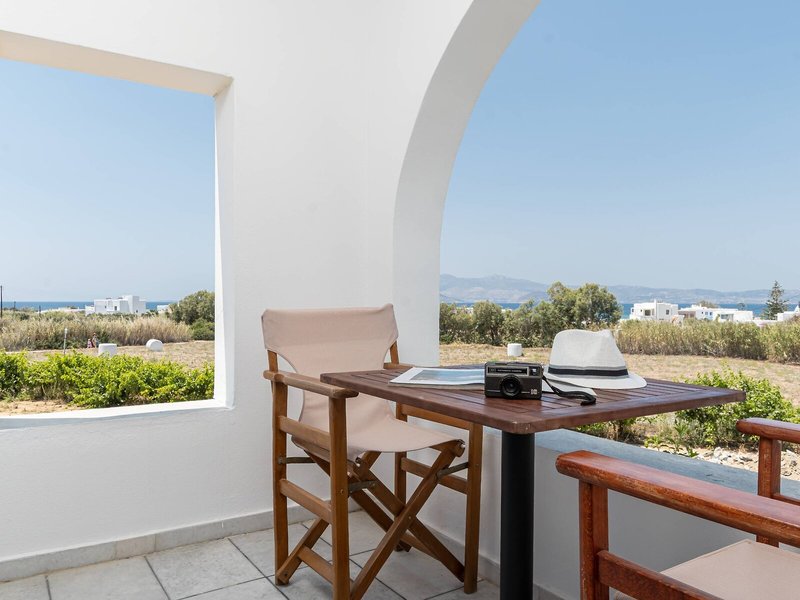 Naxian Serenity Suites 35