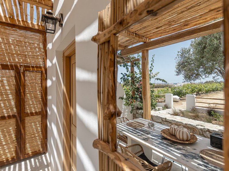 Naxian Serenity Suites 36