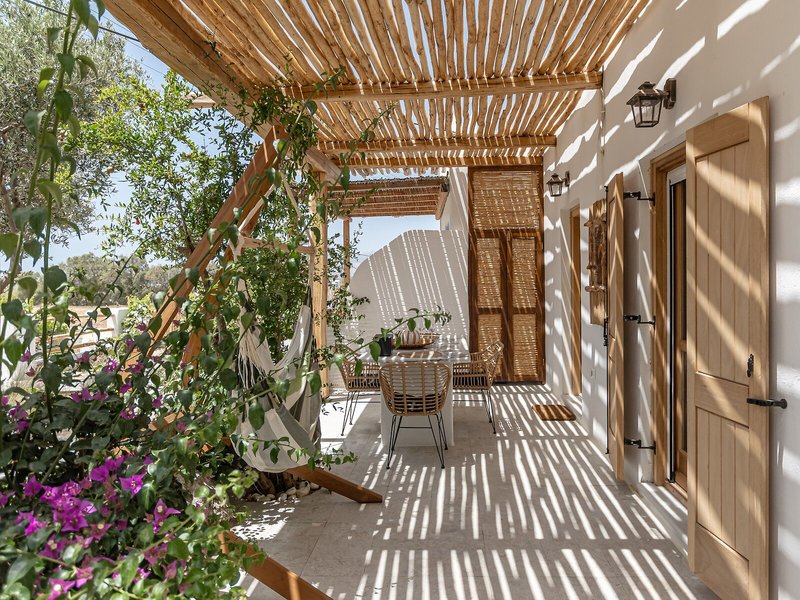 Naxian Serenity Suites 48