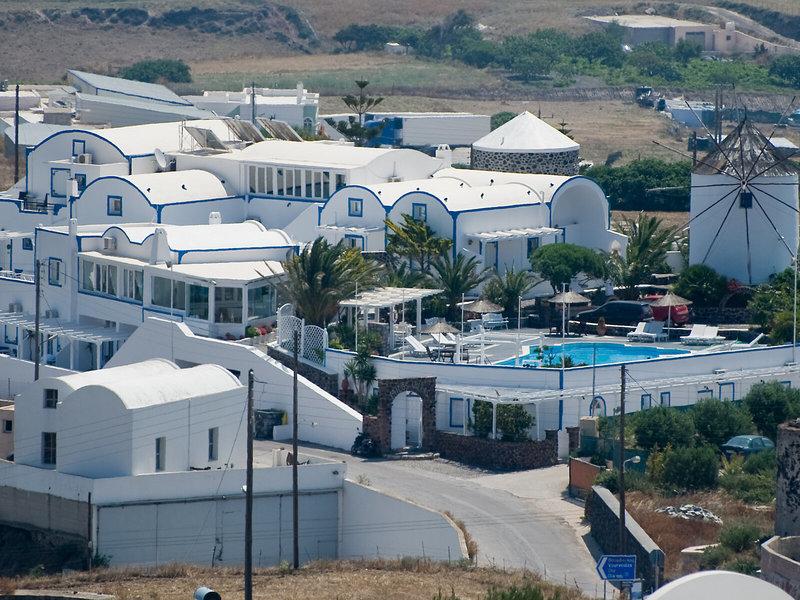 Milos Villas 10