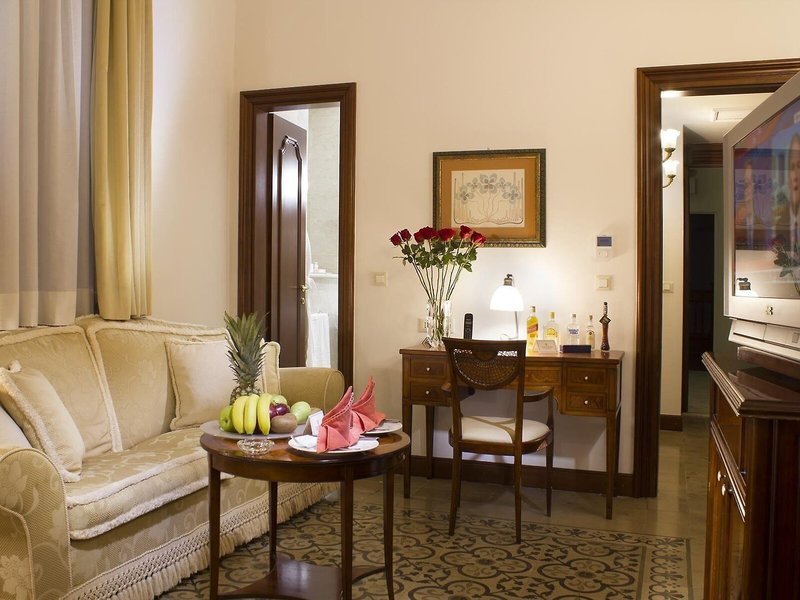 Grande Albergo delle Rose 25