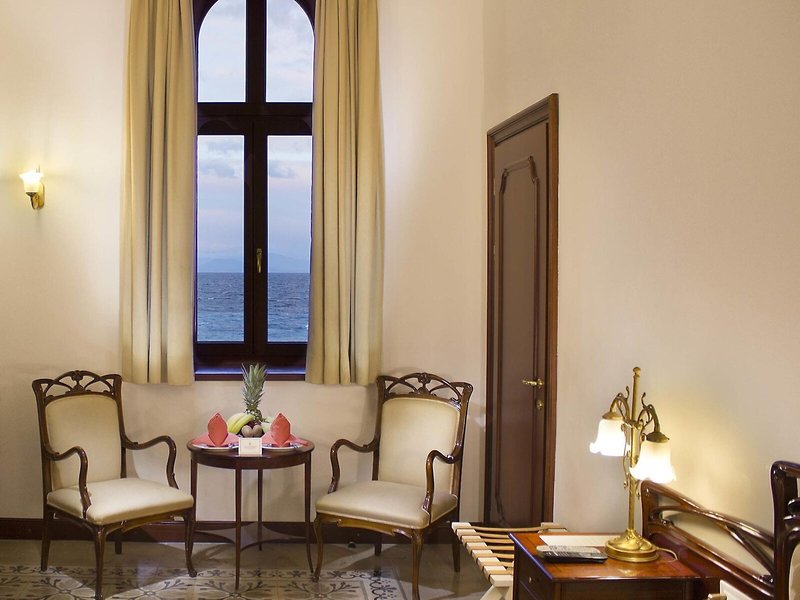 Grande Albergo delle Rose 38
