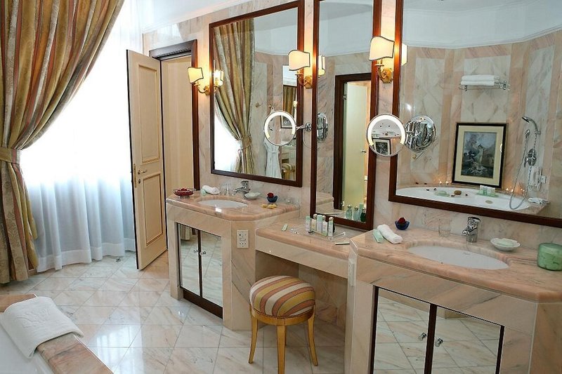 Grande Albergo delle Rose 12