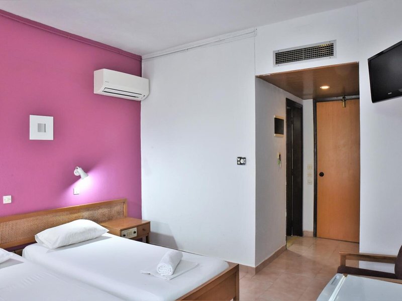 Telhinis Hotel 24