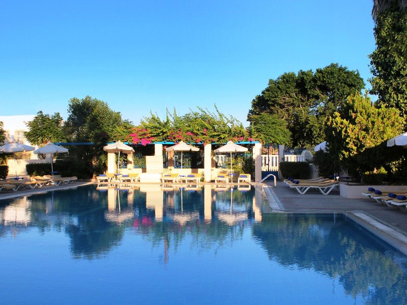 Nissia Kamares Hotel Apartments 13
