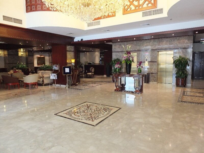Gloria Hotel & Suites 10