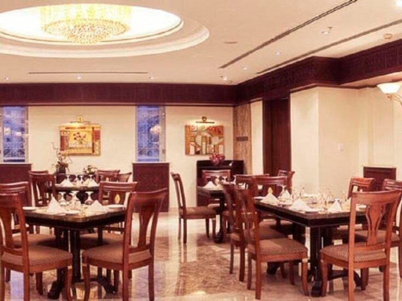Gloria Hotel & Suites 16