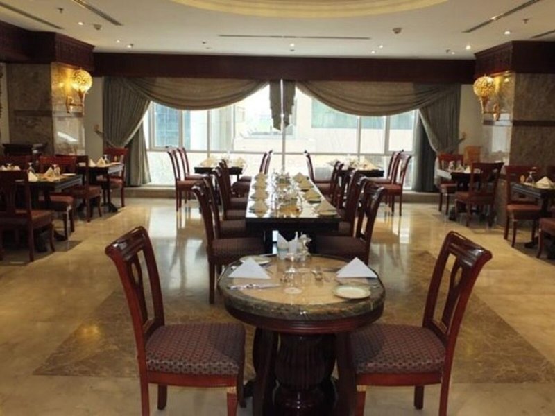 Gloria Hotel & Suites 18