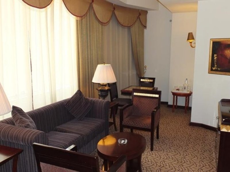 Gloria Hotel & Suites 23