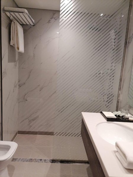 Gloria Hotel & Suites 31