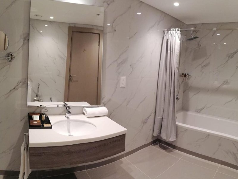 Gloria Hotel & Suites 32