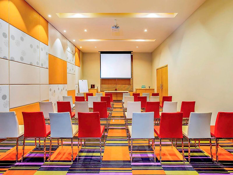 ibis Gurgaon Golf Course Road Hotel 14