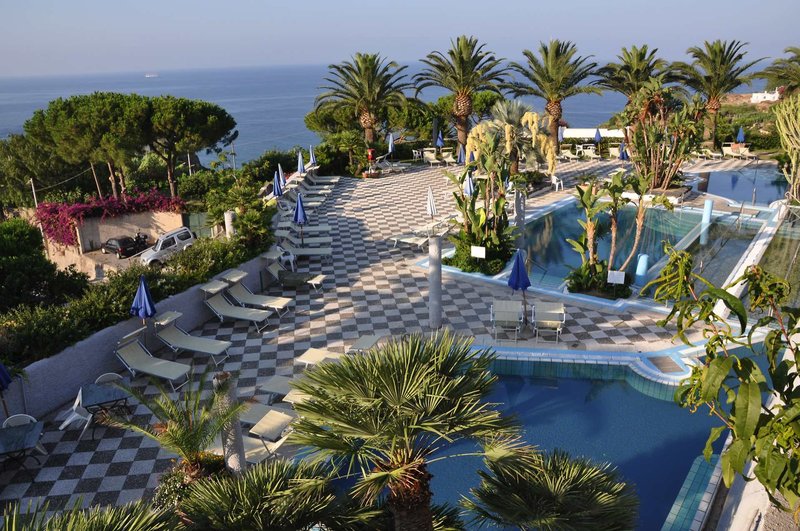 Borgo Romantica Resort & Spa 12