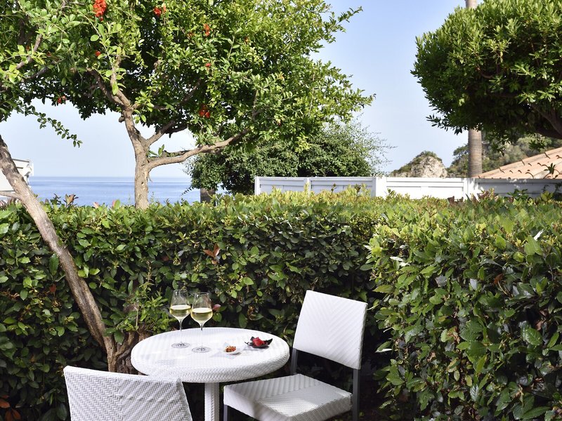 La Plage Resort 7