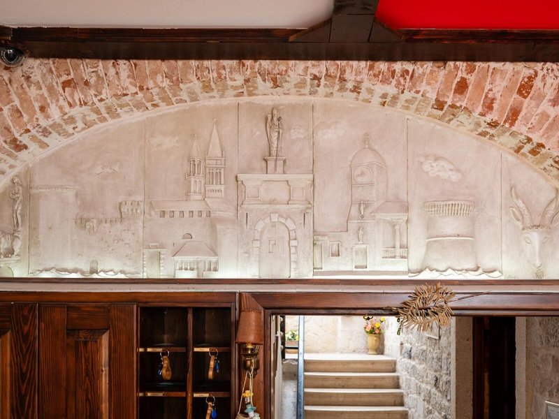 Heritage Hotel Tragos Trogir 8
