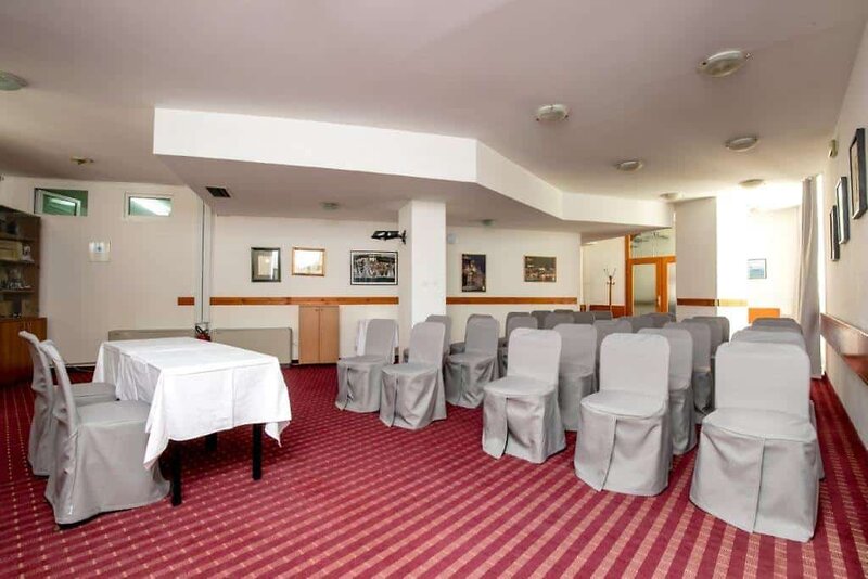 Hotel Jadran 21