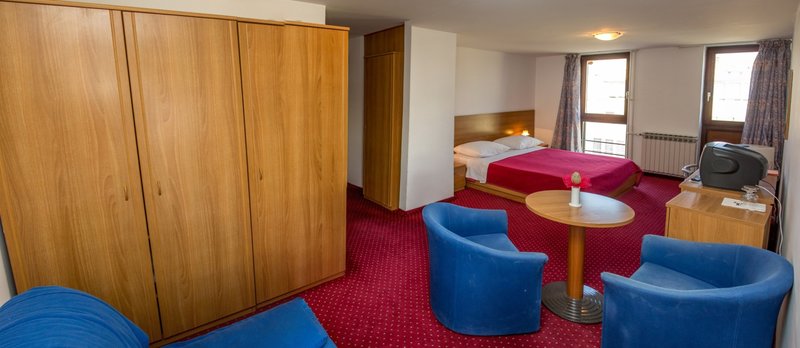 Hotel Jadran 12