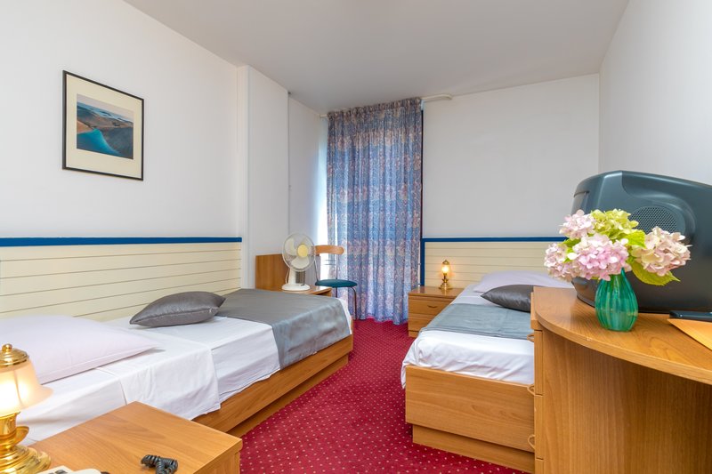 Hotel Jadran 16