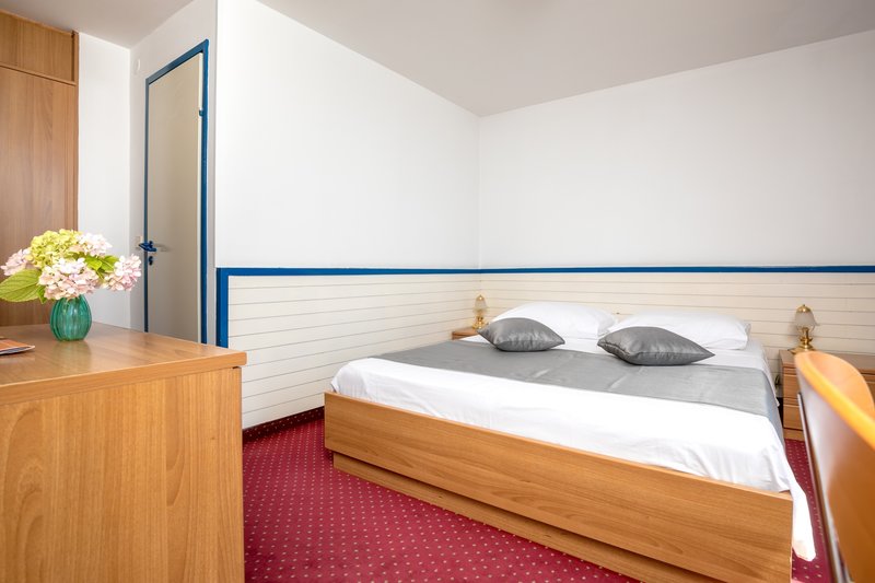 Hotel Jadran 17