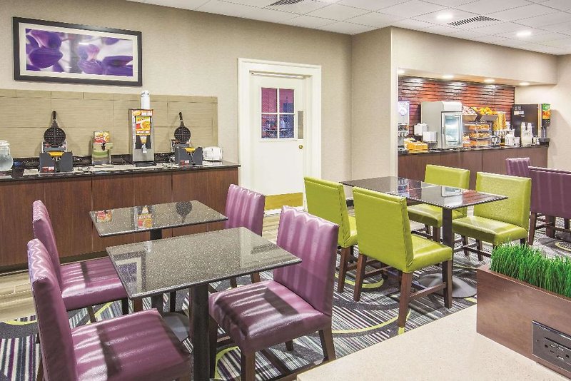 La Quinta Downtown Sacramento 3