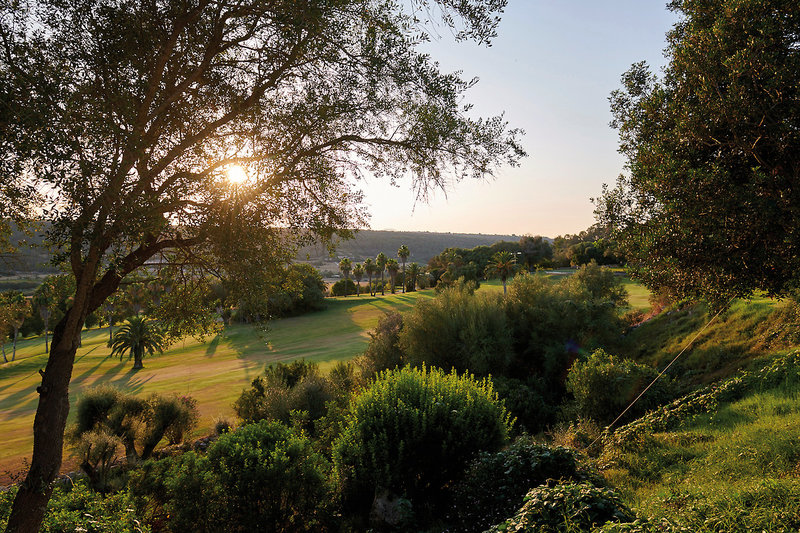 La Reserva Rotana 18