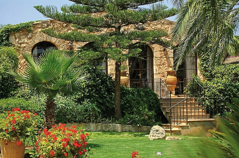 La Reserva Rotana 44