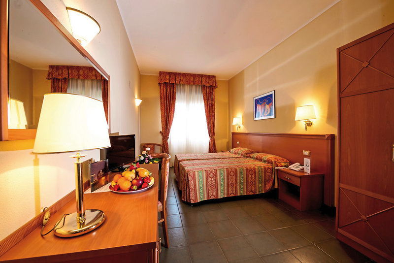 TH Cinisi - Florio Park Hotel 10