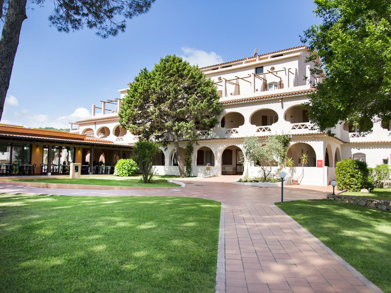 Blu Hotel Laconia Village 2