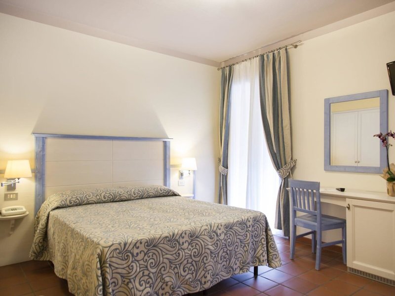 Blu Hotel Laconia Village 20