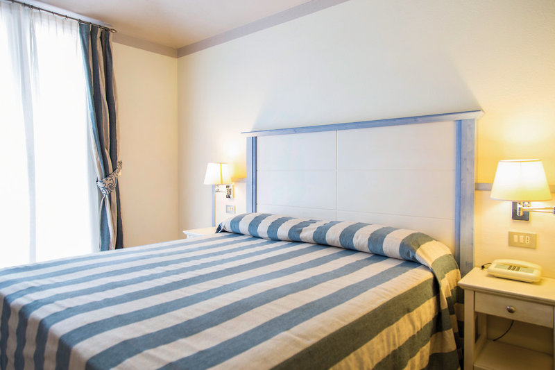 Blu Hotel Laconia Village 18