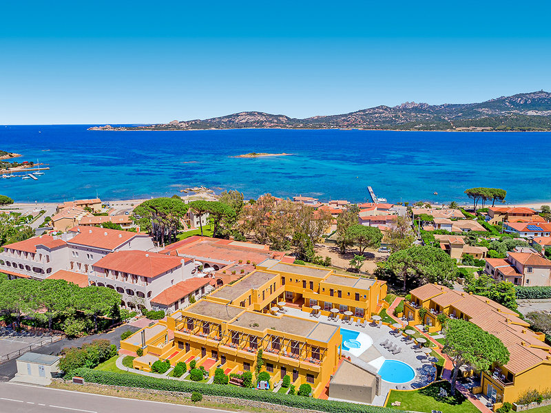 Blu Hotel Laconia Village 2