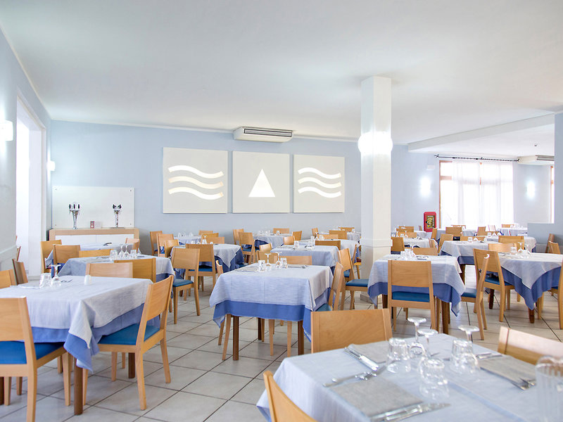 Blu Hotel Laconia Village 5