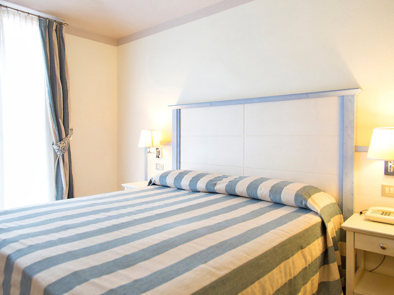 Blu Hotel Laconia Village 10