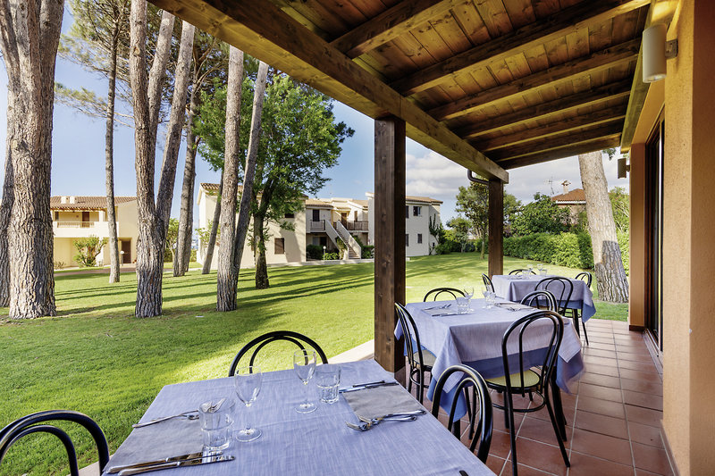 Blu Hotel Laconia Village 8