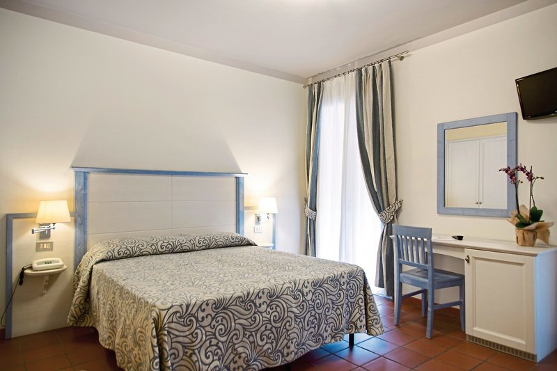 Blu Hotel Laconia Village 16