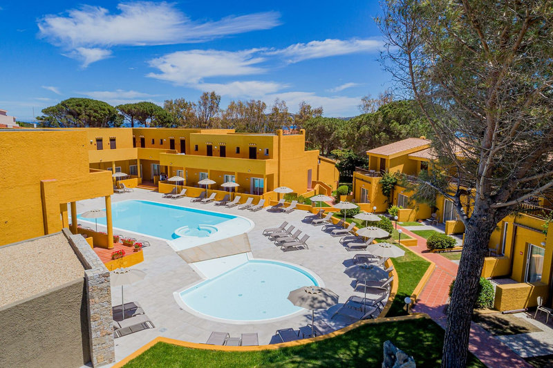 Blu Hotel Laconia Village 1