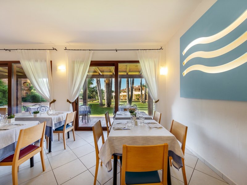Blu Hotel Laconia Village 12