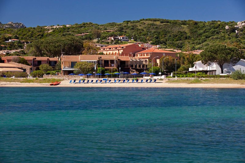 Blu Hotel Laconia Village 1