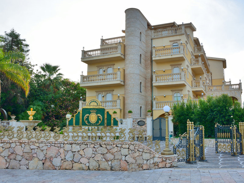 Hellenia Hotel 3