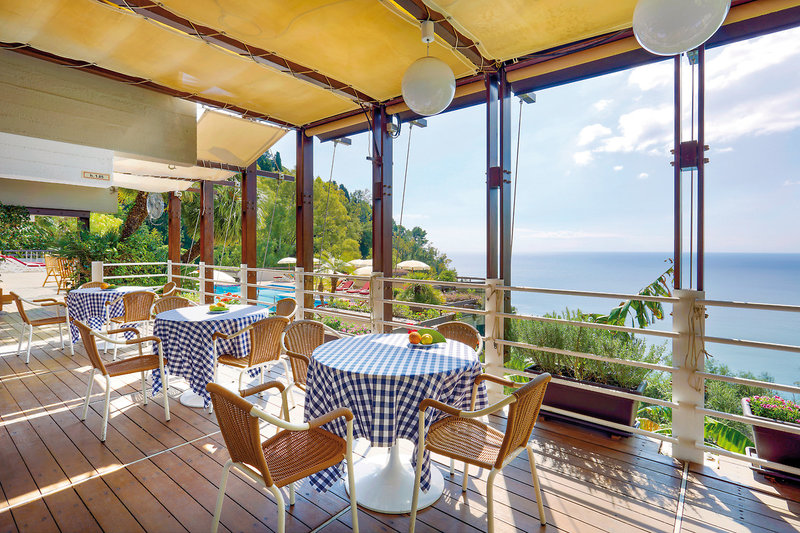 Eurostars Monte Tauro 6