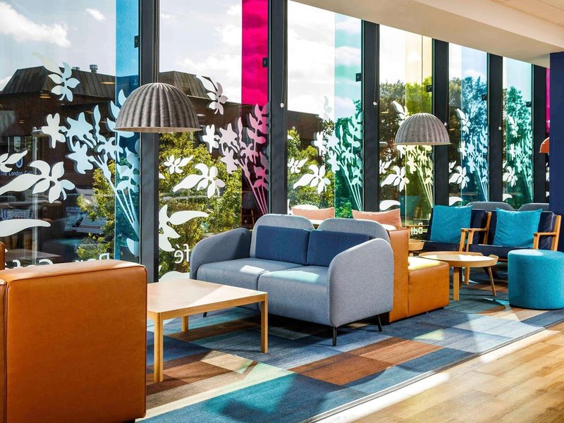 Travelodge London Heathrow Central 7 - Lounge / Lobby