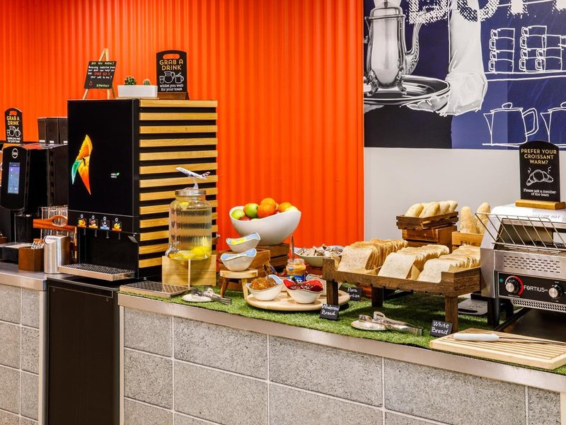 Travelodge London Heathrow Central 9 - Restaurant