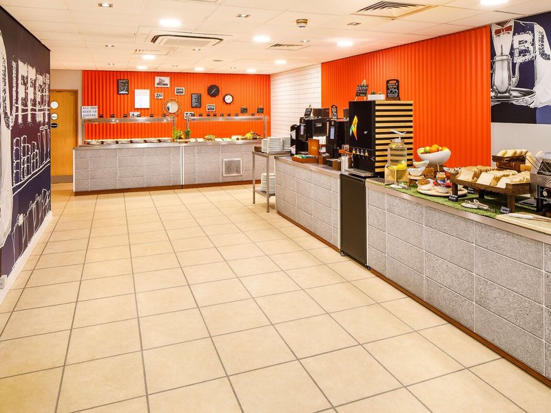 Travelodge London Heathrow Central 16 - Restaurant